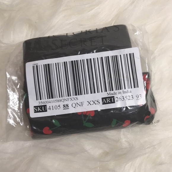 NWT VS PINK Cherry Cheeky Panties SZ XS - Picture 5 of 5